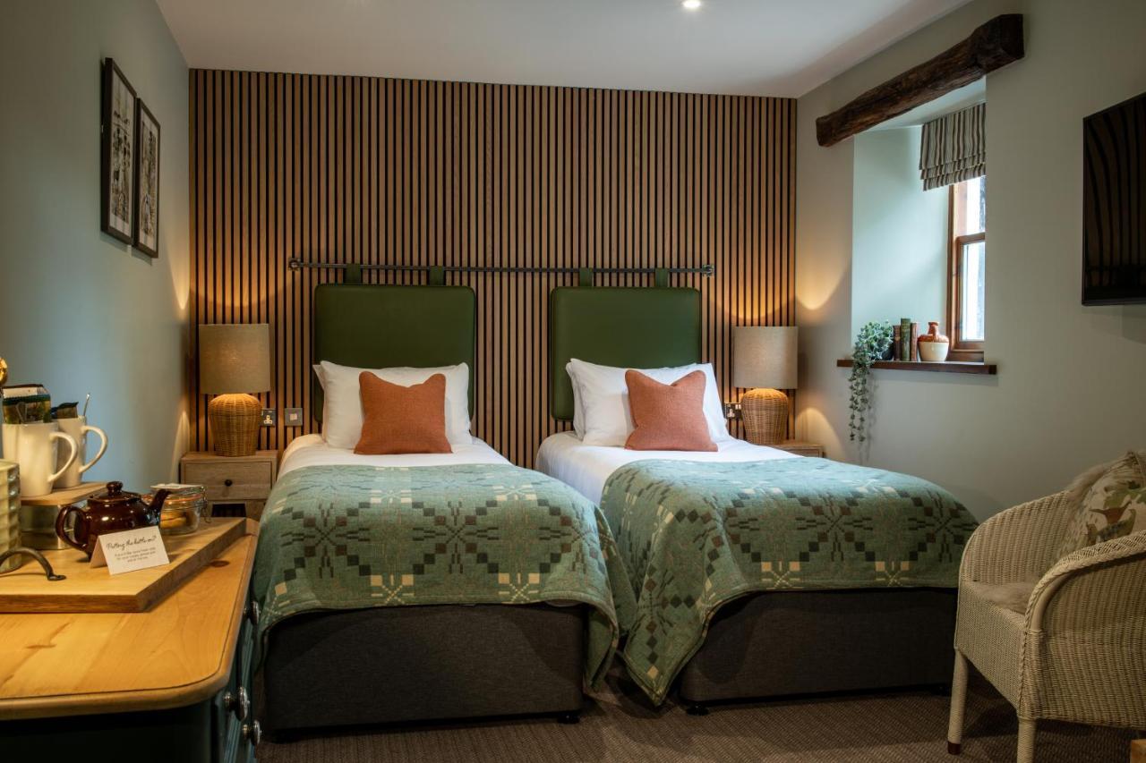 The Lister Arms Hotell Malham Exteriör bild