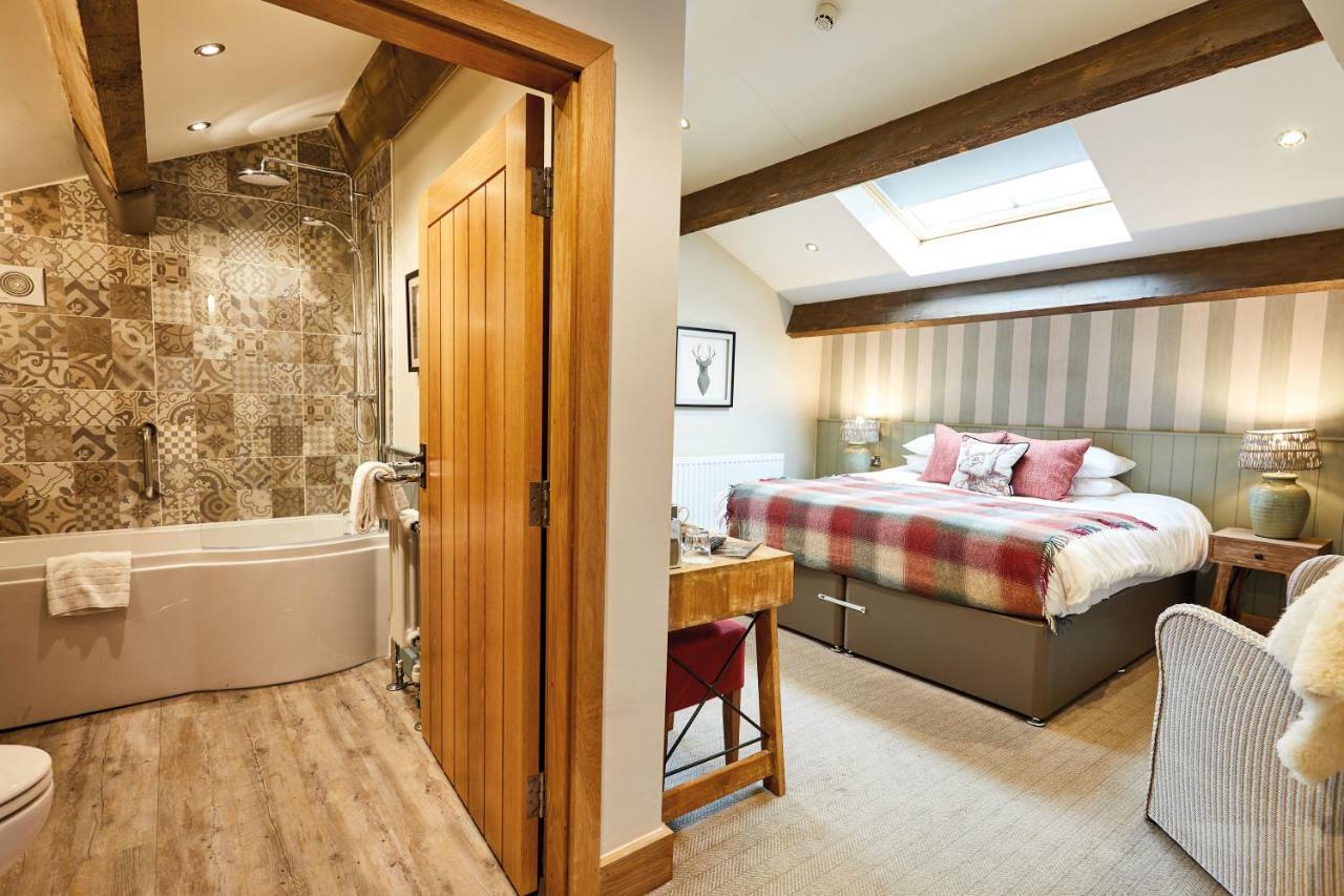 The Lister Arms Hotell Malham Exteriör bild